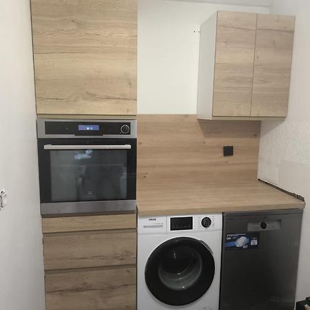 Plein Centre Ville Appartement Салон дьо Прованс Екстериор снимка