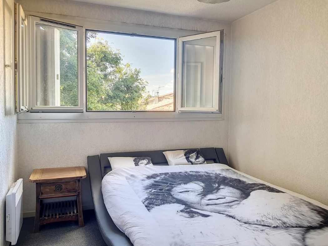 Plein Centre Ville Appartement Салон дьо Прованс Екстериор снимка